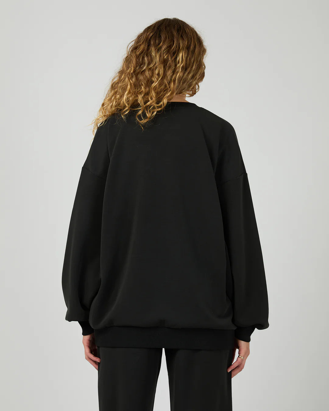 Oversized Luxe Active Box Crew Black